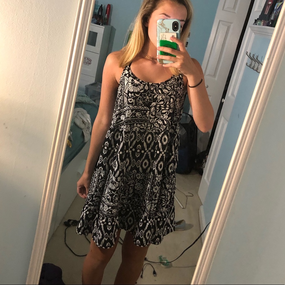 Mossimo Patterned Shift dress - Picture 6 of 7